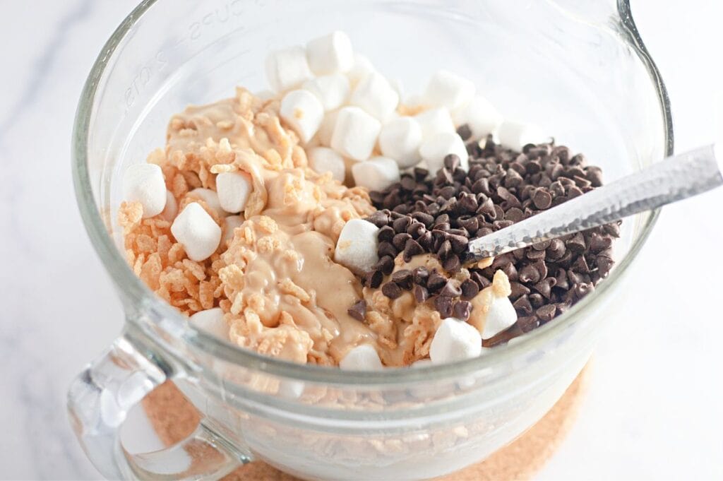 Chocolate chips, marshmallows, and peanut butter in a blender.